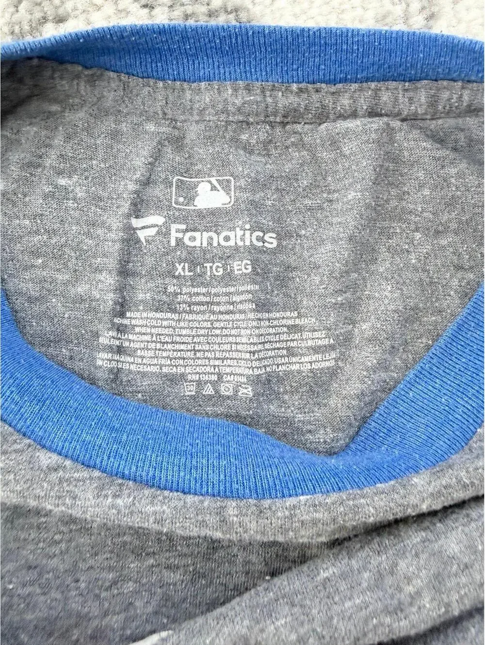 Chicago Cubs Raglan 3/4 Sleeve T-Shirt - Picture 5 of 6